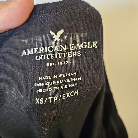 American Eagle Outfitters black and pink short sleeve graphic t-shirt size XS US - Picture 4 of 5